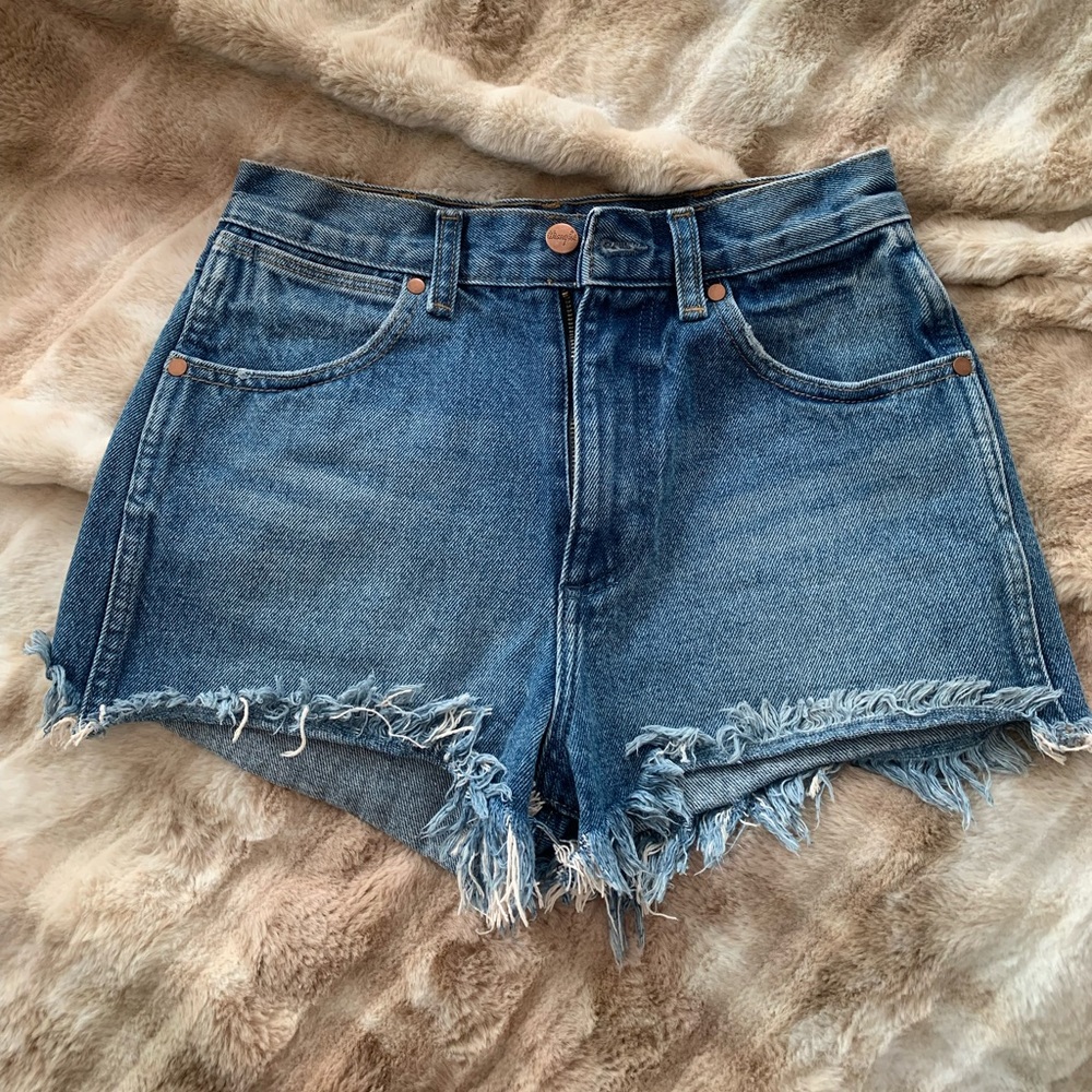 Wrangler festival cut off shorts